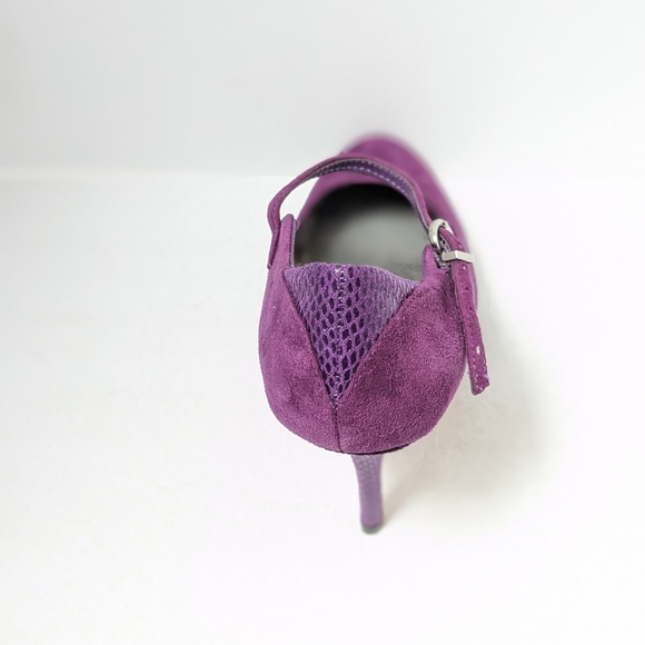 NWT White House black market suede heels - Picture 13 of 16